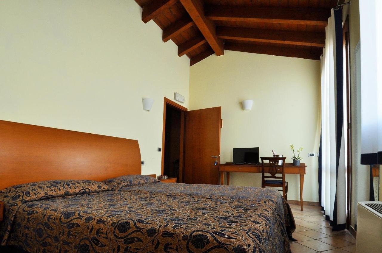 Mini-hôtel Baraca *